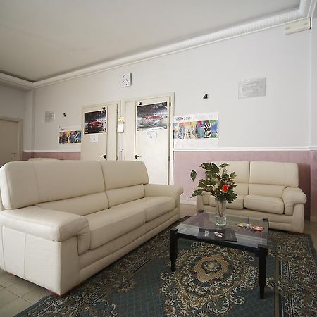 Hotel Telstar Rimini Kamer foto