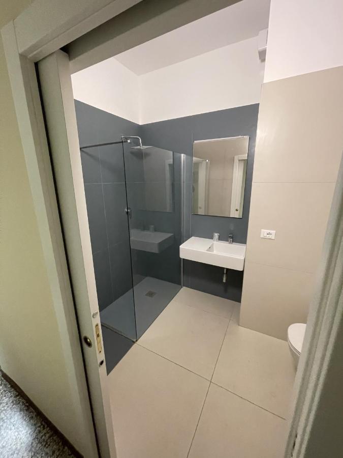 Hotel Telstar Rimini Buitenkant foto