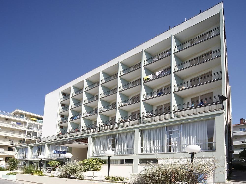 Hotel Telstar Rimini Buitenkant foto